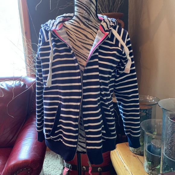 f&f Tops - NWOT navy striped zip up hoodie f&f Tops - NWOT navy striped zip up hoodie